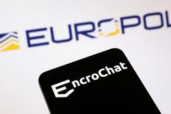 Europol triệt phá mạng tin nhắn Encrochat dành cho bọn tội phạm