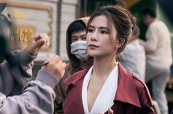 Hà Nhi đẹp buồn trong MV mới