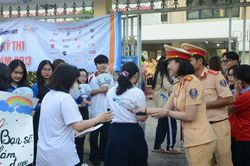 Kỳ thi tốt nghiệp THPT 2023: Giao thông TP Hồ Chí Minh thông thoáng trong buổi thi đầu tiên