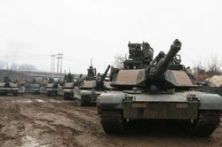 Chuyên gia tiết lộ NATO chuyển giao xe tăng với các bộ phận cũ kỹ cho Kiev