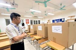 Ngày đầu thi tốt nghiệp THPT: Đề thi môn Văn, Toán có sự phân hóa cao