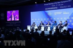 WEF Thiên Tân: Đương đầu với 'cơn gió ngược' cản trở tăng trưởng