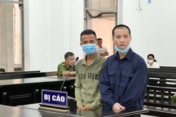Vào tù vì dùng dao bênh người đánh bài gian lận