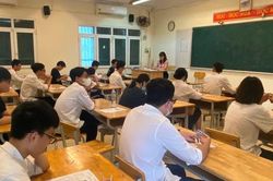 Bộ GD-ĐT thông tin nhanh về ảnh chụp đề thi môn ngữ văn trên mạng