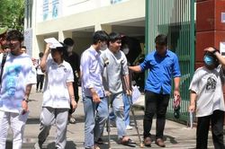 Hà Nội: Kết thúc ngày thi đầu tiên kỳ thi tốt nghiệp THPT 2023, sĩ tử hào hứng vì đề toán 'không khó'