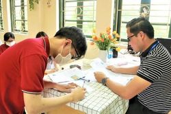 'Thi xong môn nào là qua luôn, không xem đáp án, tránh ảnh hưởng đến môn thi tiếp theo'