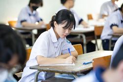Gợi ý đáp án đề thi môn Hóa học kỳ thi tốt nghiệp THPT 2023