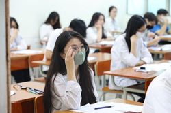 Đình chỉ thi 2 thí sinh và cán bộ liên quan do vi phạm quy chế thi