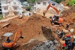 Tìm thấy thi thể hai nạn nhân bị vùi lấp vụ sạt lở kinh hoàng ở Đà Lạt