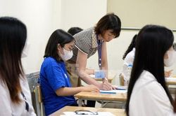 Đề thi, đáp án bài HÓA, LÍ, SINH tốt nghiệp