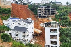 Sạt lở kinh hoàng gây chết người ở Đà Lạt: Chuyên gia chỉ dấu hiệu nhận biết