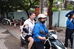 Đi thi Địa lý quên mang sách Atlat, thí sinh được hỗ trợ kịp thời