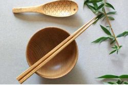 Tiết lộ các cách bảo quản đũa gỗ không bị mốc