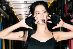 Jisoo (BLACKPINK) háo hức lên tiếng về việc đến Việt Nam biểu diễn