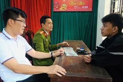 Người dân bị lừa bằng các thủ đoạn khác nhau trên không gian mạng