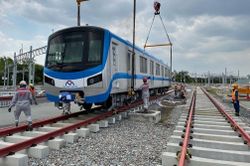 Kinh tế TP HCM tăng trưởng trở lại, giải ngân đầu tư công đạt 15%