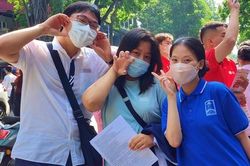 Những hình ảnh ấn tượng khép lại kỳ thi tốt nghiệp trung học phổ thông 2023