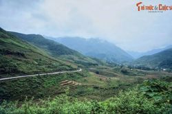 Đẹp quên lối về con đường từ TP Hà Giang đi Đồng Văn (1)