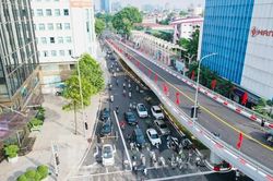 Cầu vượt chữ C đầu tiên ở Hà Nội thông xe sau nhiều lần lỡ hẹn