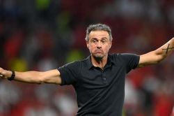 PSG bổ nhiệm HLV Luis Enrique