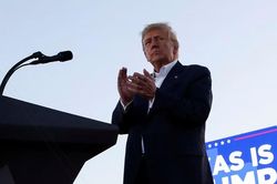 Ông Trump nói có thể không dự tranh luận của các ứng viên tổng thống cùng đảng