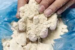 Bộ TN&MT đề nghị 5 địa phương điều tra việc buôn bán đất hiếm trái phép
