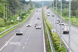 Sẽ mở rộng cao tốc TP.HCM - Long Thành - Dầu Giây lên 10 làn xe