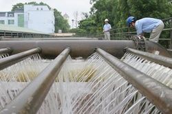 Hà Nội điều chỉnh giá nước sạch: Mức tăng giá và lộ trình hợp lý