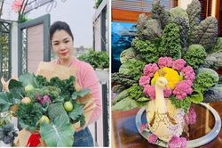 Đã mắt ngắm những bó 'hoa' lạ được cắm từ rau củ vườn nhà của mẹ đảm Quảng Ninh
