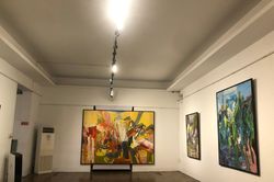 Cuốn hút với tranh biểu hiện trừu tượng của họa sĩ Trần Hải Minh