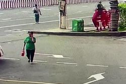 Nghi án tưới xăng đốt người yêu trước siêu thị