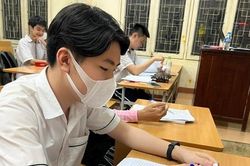 Trung bình 3,4 điểm/ môn đỗ lớp 10 nhiều trường công ở Hà Nội