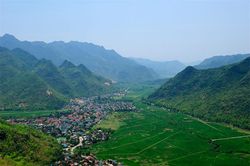 Thung lũng Mai Châu - Bức tranh thiên nhiên mê hoặc lòng người ở Tây Bắc