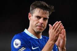 Azpilicueta về Atletico Madrid với tố chất thủ lĩnh khiến Simeone xiêu lòng