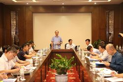 Tập trung tháo gỡ vướng mắc, đảm bảo nguồn vật liệu thi công cao tốc Bắc - Nam qua Hà Tĩnh