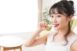 Cách xử trí hôi miệng do bọc răng sứ