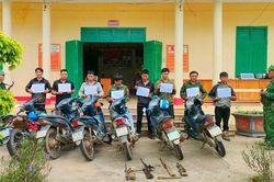 Gia Lai: Bắt giữ tám đối tượng dùng súng tự chế vào rừng săn thú