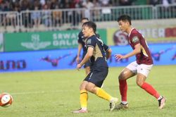 HAGL 'sống mòn' với mục tiêu trụ hạng