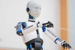Robot nhạc trưởng lần đầu tiên ra mắt tại Hàn Quốc: Dù có điểm yếu chí mạng nhưng vẫn đáng mong chờ