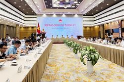 Tiếp tục thực hiện tốt các nhiệm vụ quân sự, quốc phòng, an ninh tạo môi trường ổn định để phát triển đất nước