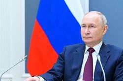 Tổng thống Putin nói người Nga sát cánh chống lại âm mưu nổi loạn vũ trang