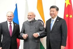 Ông Putin lần đầu họp với nhiều lãnh đạo thế giới sau vụ Wagner