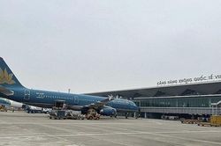 Đường bay sân Vinh bị bong tróc đã được khắc phục