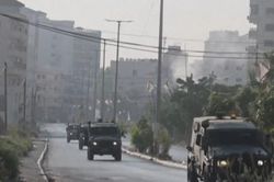 Quân đội Israel tiến hành cuộc tấn công quy mô lớn vào trụ sở chiến binh Palestine ở Bờ Tây