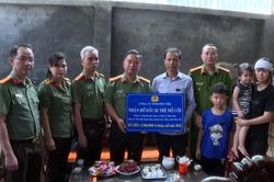 Phú Thọ: Đại úy mất do bệnh hiểm nghèo, hai con được công an nhận đỡ đầu
