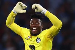 Onana sẵn sàng đến Man United