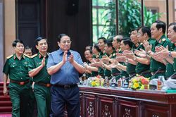 Thủ tướng: Phát huy tinh thần 3 không về quân sự, quốc phòng