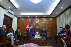 Bộ trưởng Nguyễn Kim Sơn tiếp Đại sứ Cộng hòa Pháp tại Việt Nam