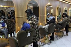 Taliban cấm các thẩm mỹ viện dành cho phụ nữ ở Afghanistan