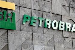 Petrobras muốn mua lại tài sản dầu mỏ sau một thập kỷ thoái vốn